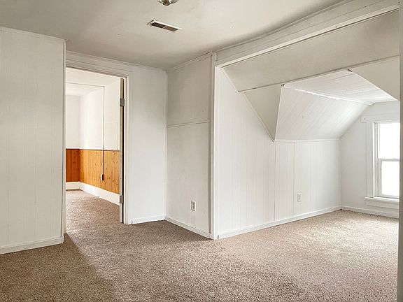 5th image of 2123 Avenue A #2