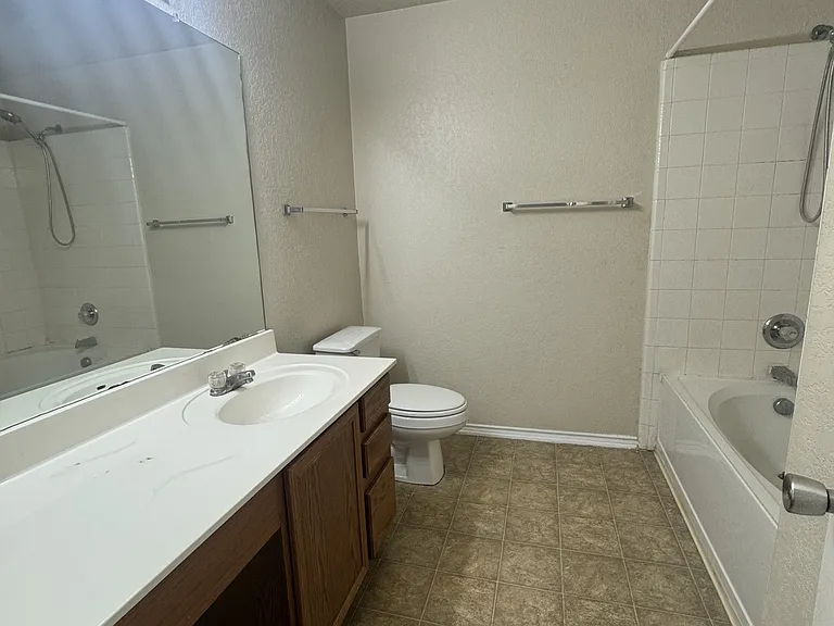 7203 Balcon Is — Photo 10
