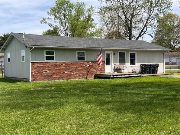 1117 E Cutshall Road, Scottsburg, IN 47170