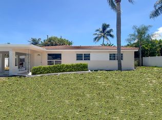 2370 NE 4th Ave, Boca Raton, FL 33431