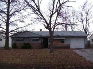 1722 Parklane Dr, Cahokia, IL 62206