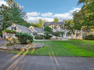 8 Abbey Road, Orangeburg, NY 10962