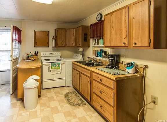 2nd image of 107 Eastwood Dr