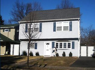 54 Meakin Ave, Rochelle Park, NJ 07662