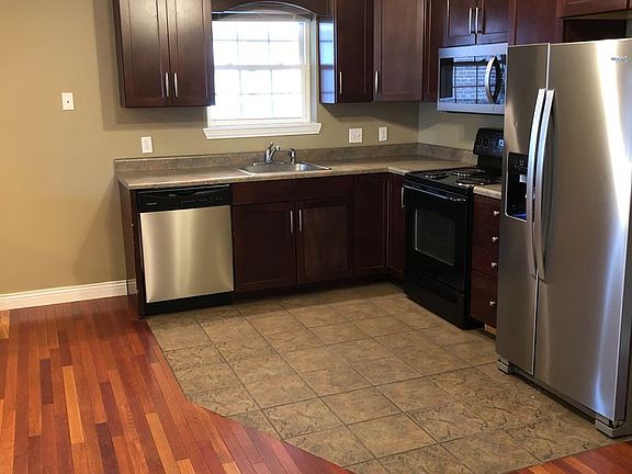 5th image of 1407 Wilson Ave APT 200