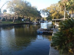 4th image of 3801 N Seminole Pt