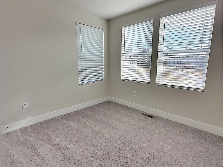 1710 Huber Rd — Photo 33