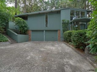 3215 NW Crest Dr, Corvallis, OR 97330
