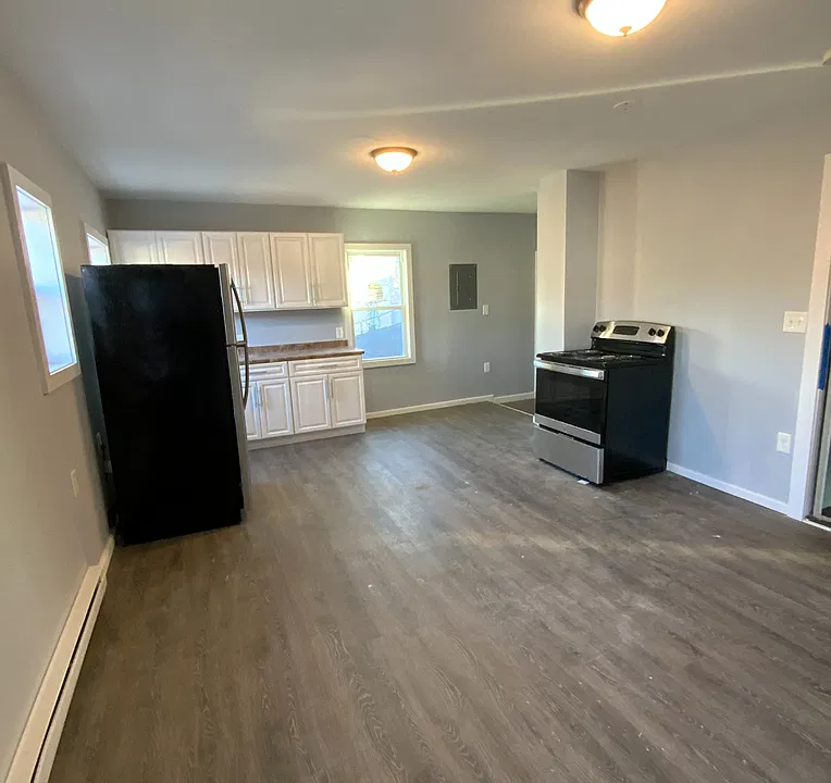 23 Sigel St