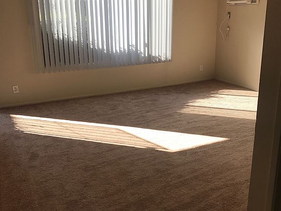 3rd image of 1781 De Marietta Ave APT 1