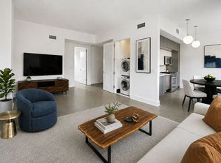 416 W 52nd St APT 520, New York, NY 10019