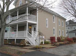 6 County St #2, Newport, RI 02840
