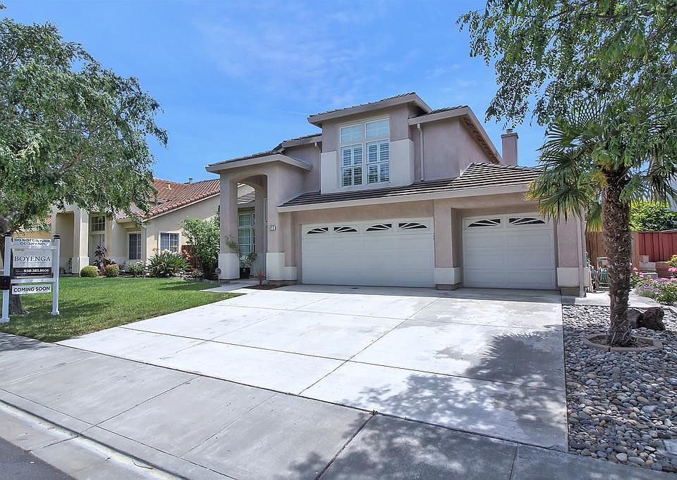 1st image of 32213 Horatio Ct