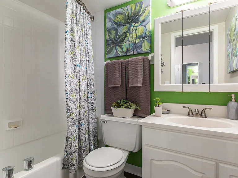 Enclave at Lake Ellenor — Photo 10