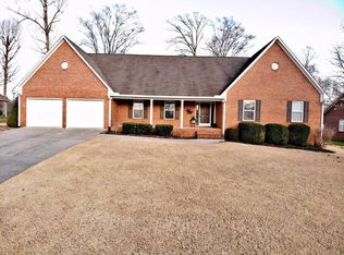 2016 Grademere Dr, Cookeville, TN 38501