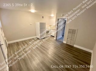 2365 S 39th St APT 2, Saint Louis, MO 63110