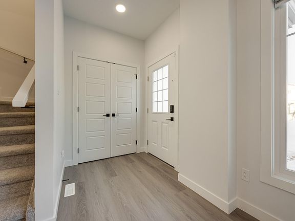 2nd image of 78 Wyatt Rdg