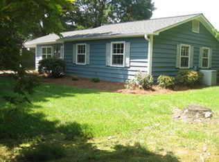 1106 Hemlock Ct, King, NC 27021