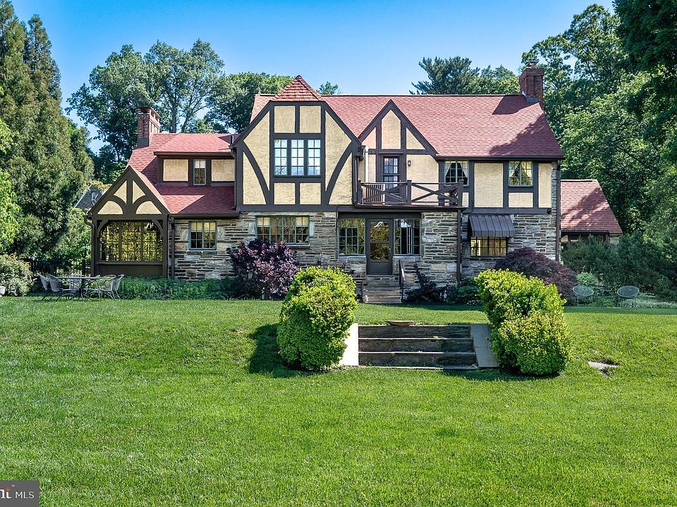 1st image of 105 Stratford Rd