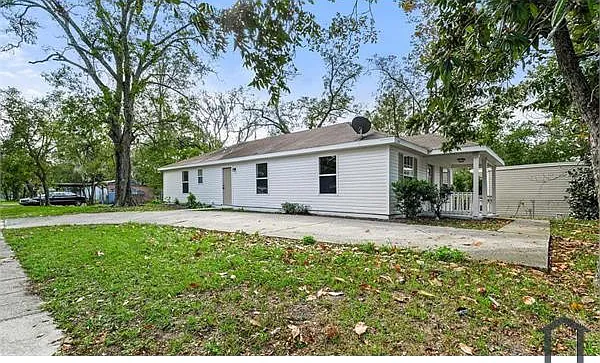 2100 Brooklyn Rd — Photo 18