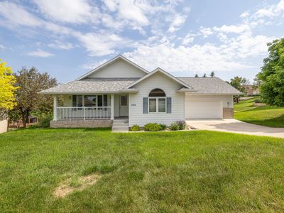 1021 Alta Vista Dr, Rapid City, SD, 57701