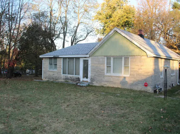 2617 S Rogers St, Bloomington, IN 47403