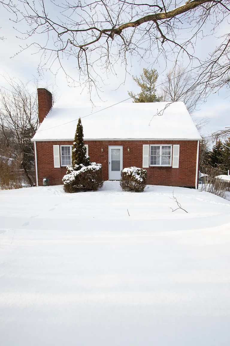 3166 S Park Rd photo 1