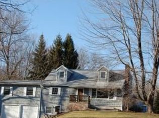 2002 Bornt Hill Rd, Endicott, NY 13760