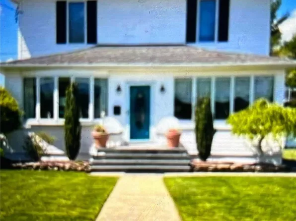 150 Jayne Avenue, Patchogue, NY 11772