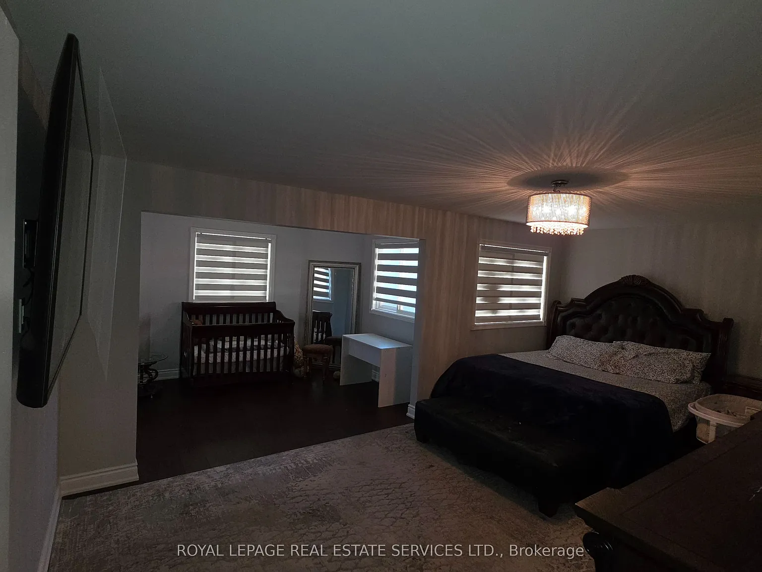 323 Winfield Ter — Photo 1