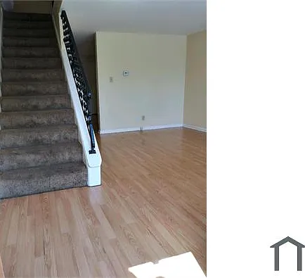 3902 15th Ave #6 — Photo 2