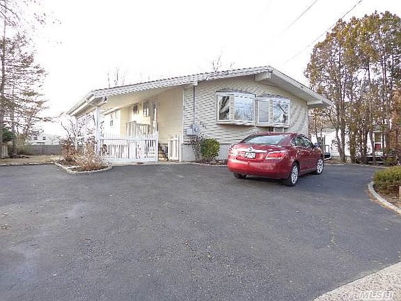 5th image of 380 Baylawn Ave