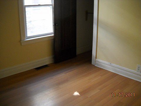 2nd image of 1528 Marengo Ave