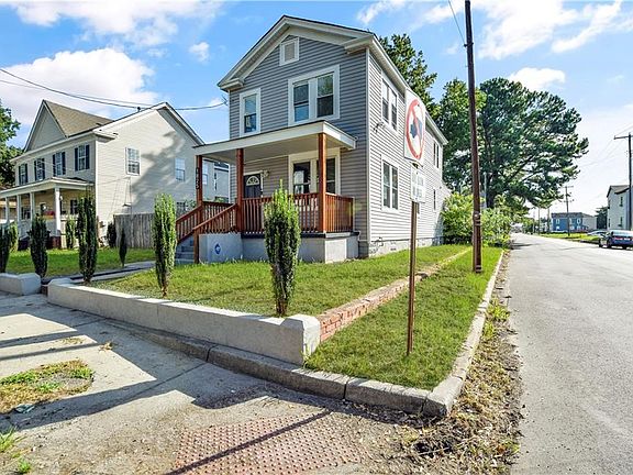 2nd image of 1825 Maple Ave