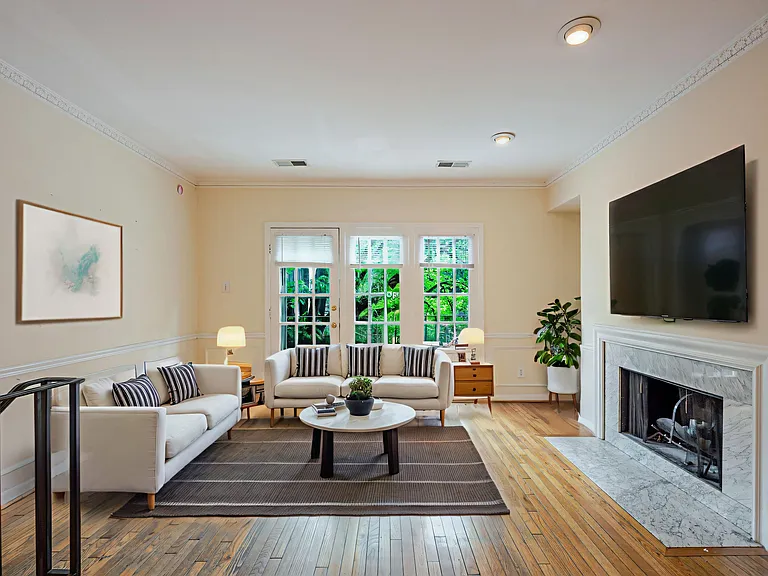 1776 Lanier Pl NW #5C — Photo 2