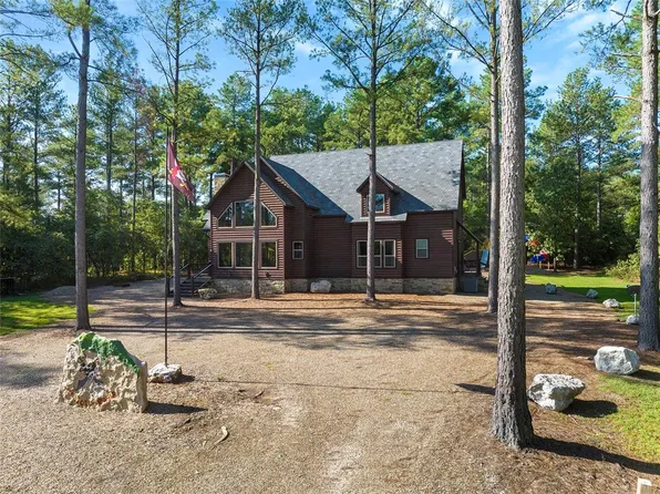 64 Walnut Hill Ln, Broken Bow, OK 74728