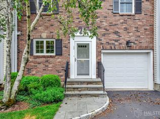 179 South Ave APT 12, New Canaan, CT 06840