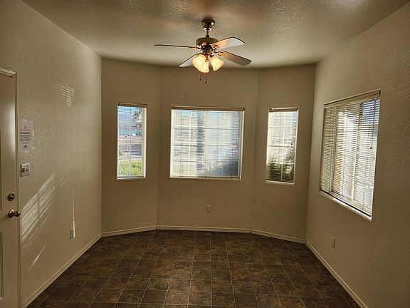 2nd image of 512 W Longhorn Rd Unit 1