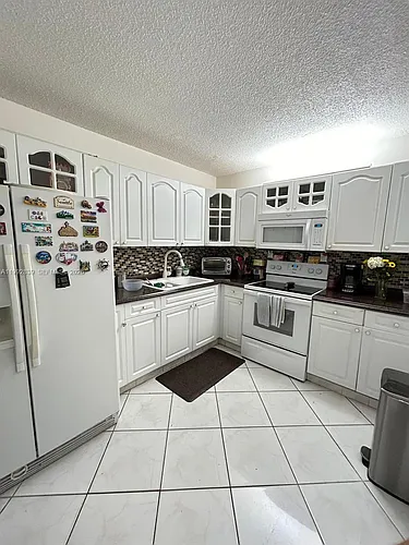17000 NW 67th Ave Photo 1