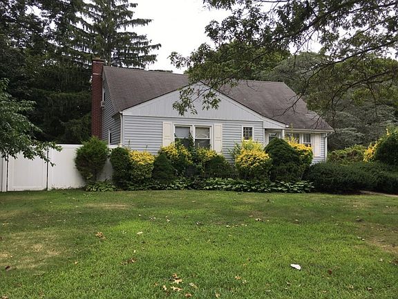 3rd image of 274 Hawkins Ave