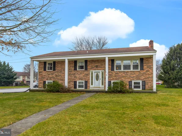 834 Martin Ave, Ephrata, PA 17522
