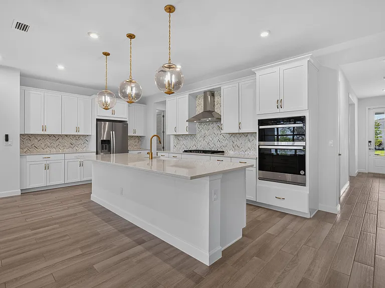 13621 SW Bally Dr — Photo 14