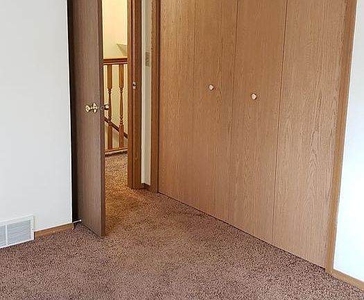 4th image of 801-807 Portside Ct