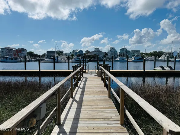 601 Canal Drive Unit 9, Carolina Beach, NC 28428