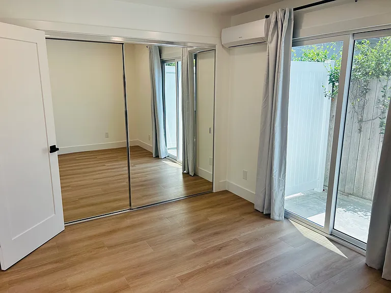 6281 Balmoral Dr #2 — Photo 25