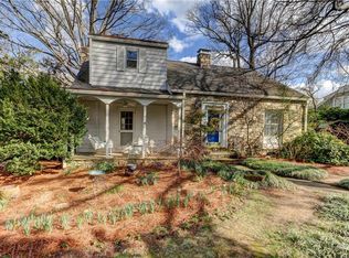 222 Ridgeway Dr, Greensboro, NC 27403