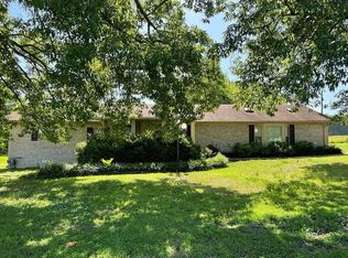 617 Kalamazoo Rd, Paris, AR 72855