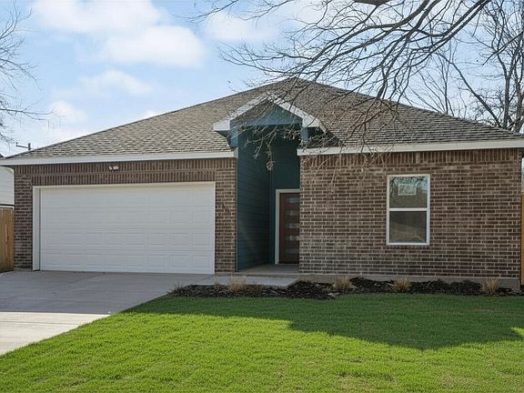 2nd image of 205 East Pl