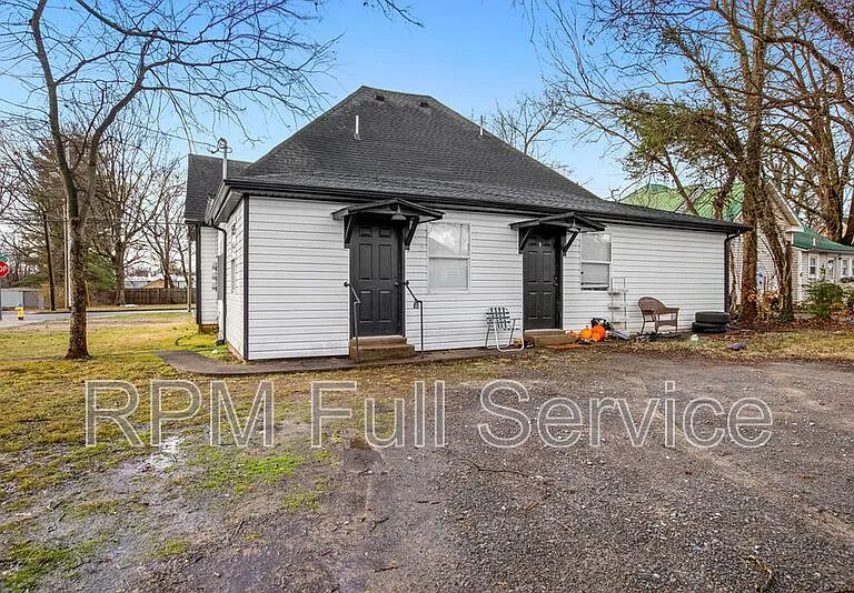 1002 N Maple St #A — Photo 21