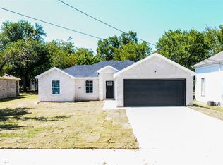 405 S Bois D Arc St, Forney, TX 75126
